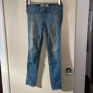 Low Rise Medium Wash Stretch Skinny Jeans Hollister 3R W26
